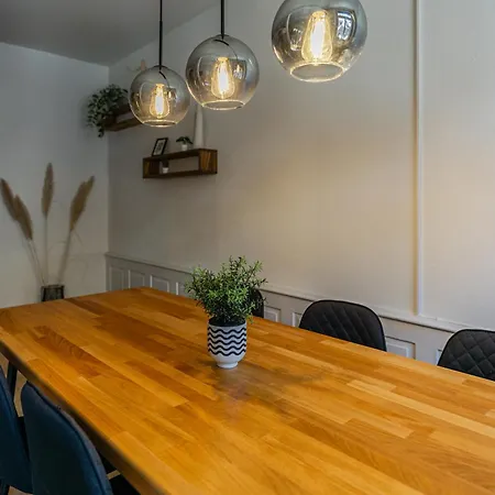 Apartment Historische Im Herzen Der Thuner Altstadt Thun